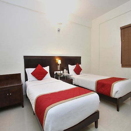 Oyo 435 Hotel Amshi International Bangalore Dış mekan fotoğraf