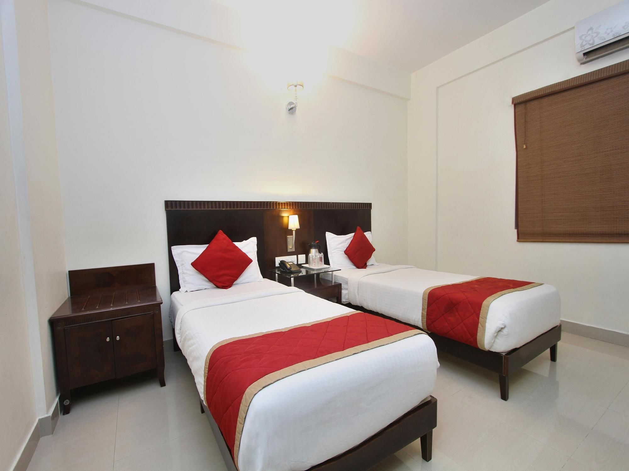 Oyo 435 Hotel Amshi International Bangalore Dış mekan fotoğraf
