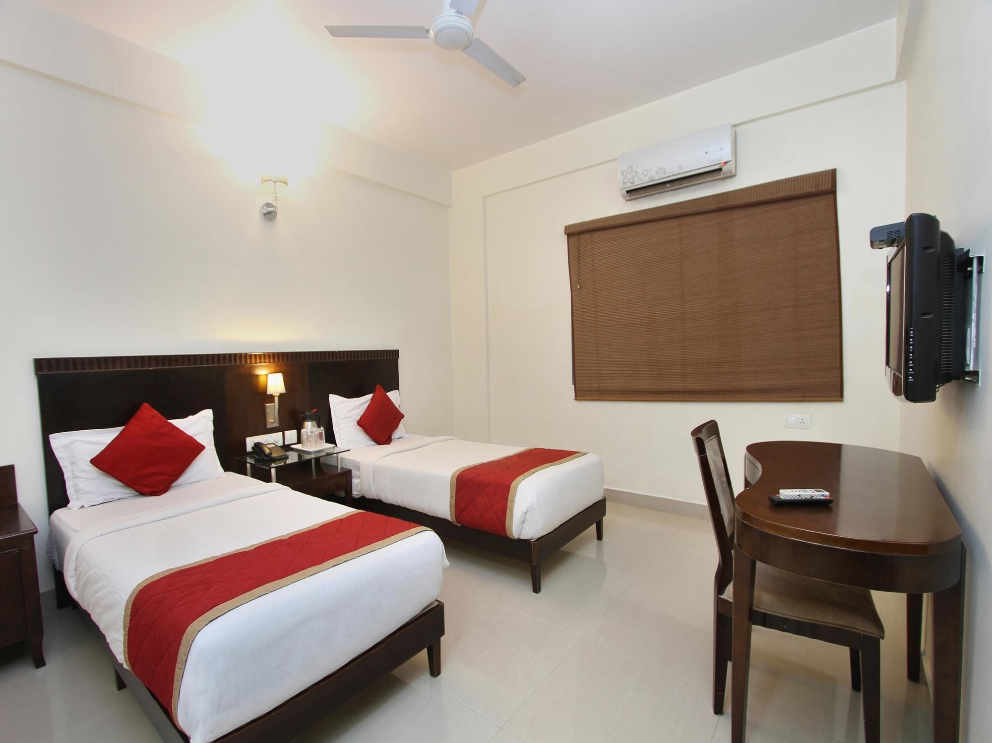 Oyo 435 Hotel Amshi International Bangalore Dış mekan fotoğraf