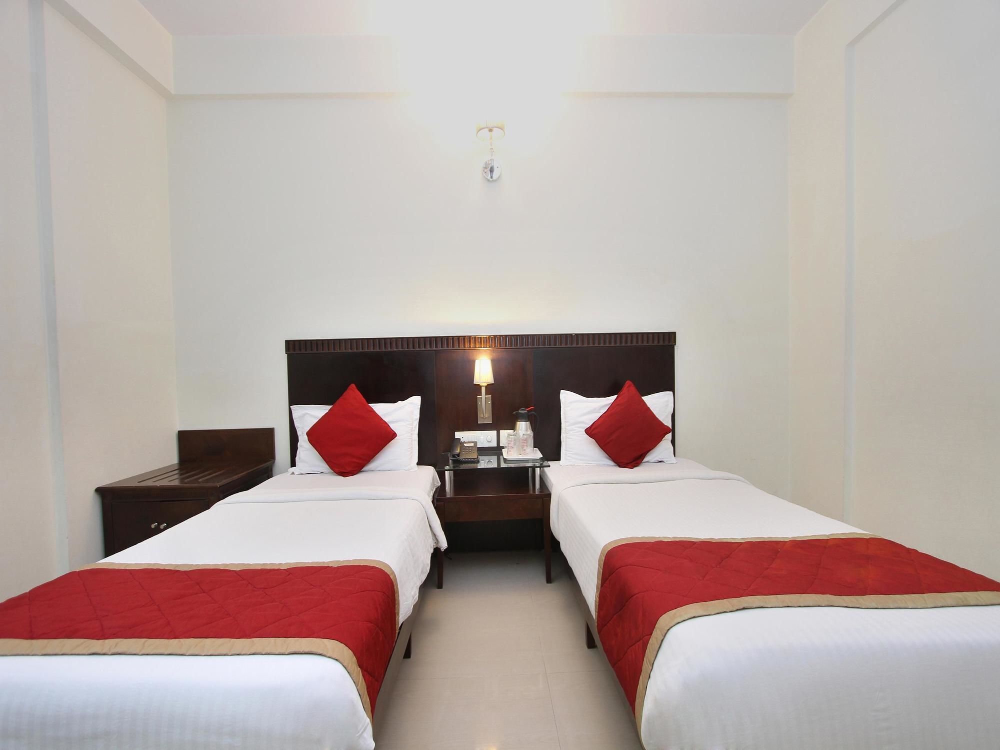 Oyo 435 Hotel Amshi International Bangalore Dış mekan fotoğraf